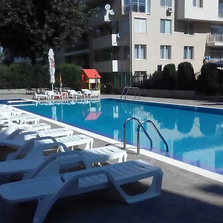 Balkan Breeze 7 *